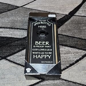 WALL-DECOR FUNNY WALL-MOUNTED BOTTLE CAST-IRON OPENER W/ METAL CAP CATCHER